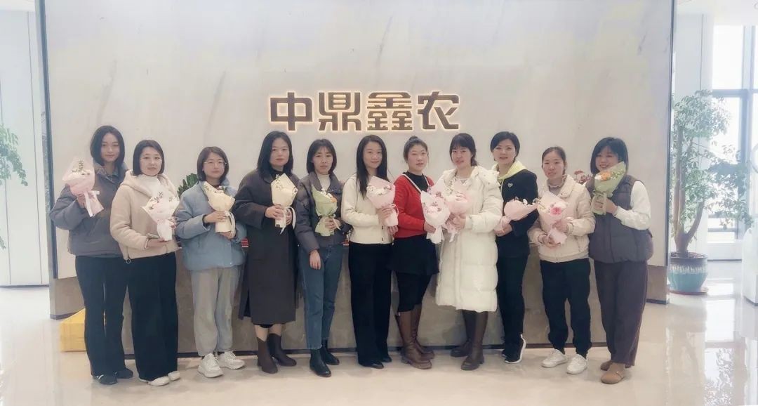 寵愛女神節(jié)，鼎鑫集團(tuán)送出花海與甜蜜驚喜！